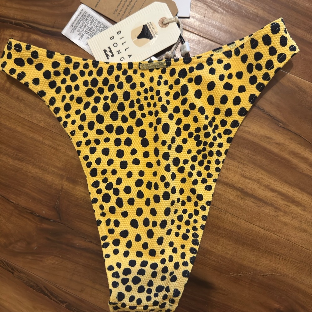 $15 Friday Billabong It's Now Cool La Playa Havana - Low Waist Bikini Bottoms - Picture 4 of 6